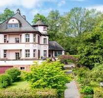 Haus zum Kaufen in Enkenbach-Alsenborn 960.000,00 € 400 m²