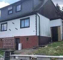 Haus zum Kaufen in Neuhaus am Rennweg 79.000,00 € 110 m²