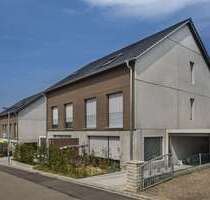 Haus zum Mieten in Hildrizhausen 2.250,00 € 153.76 m²