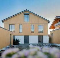 Haus zum Mieten in Holzkirchen 2.980,00 € 155 m²