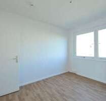 Wohnung zum Mieten in Halle 400,00 € 57.17 m²