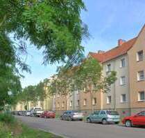 Wohnung zum Mieten in Halle 336,00 € 47.09 m²