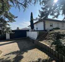 Haus zum Kaufen in Bad Kreuznach-Winzenheim 598.000,00 € 235 m²