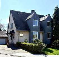 Haus zum Mieten in Troisdorf 3.420,00 € 228 m²