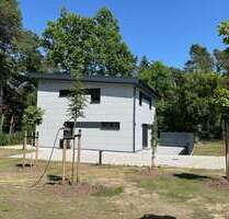 Haus zum Mieten in Schwerin 2.100,00 € 139 m²