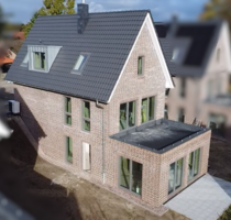Haus zum Kaufen in Varel 718.000,00 € 170 m²