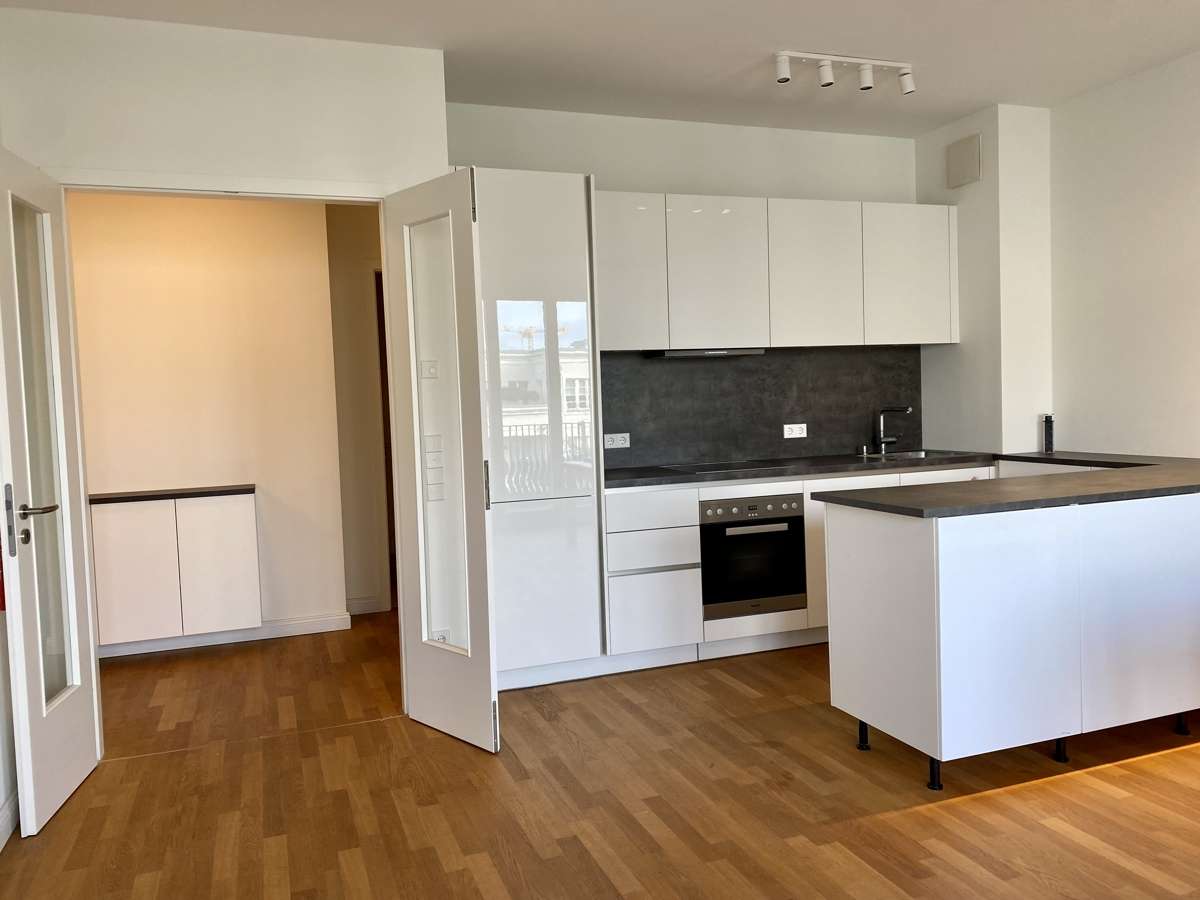 Wohnung zum Mieten in Düsseldorf 1.350,00 € 67.5 m²