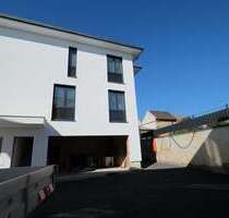 Haus zum Mieten in Offstein 2.400,00 € 190 m²