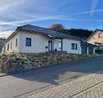 Haus zum Mieten in Hellenthal 1.800,00 € 175 m²