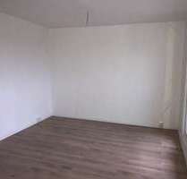 Wohnung zum Mieten in Halle (Saale) 326,00 € 65.13 m²