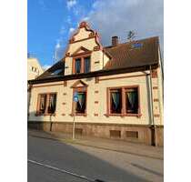 Haus zum Kaufen in Friedrichsthal 298.000,00 € 260 m²