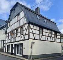 Haus zum Kaufen in Kempenich 450.000,00 € 334 m²