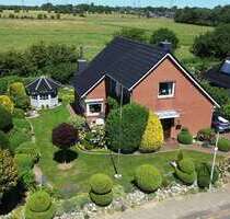 Haus zum Kaufen in Husum 375.000,00 € 124 m²