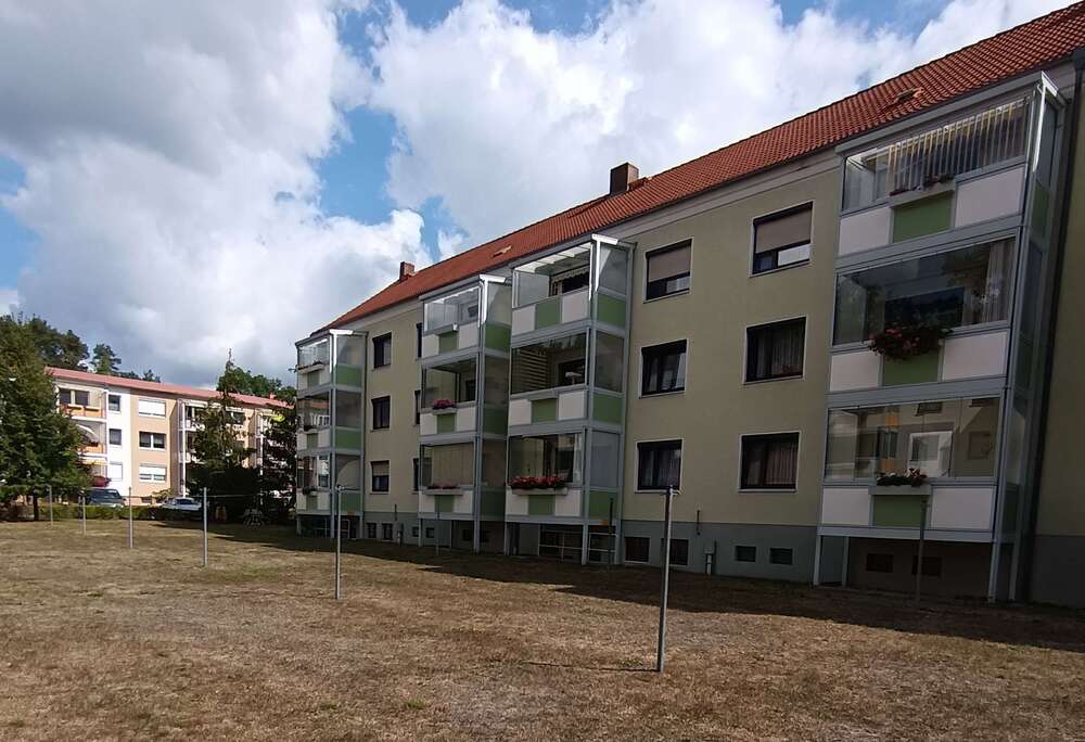 Wohnung zum Kaufen in Königsbrück 75.000,00 € 64 m²