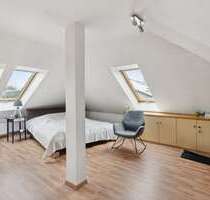 Haus zum Mieten in Langenhagen 2.400,00 € 236 m²