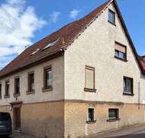 Haus zum Kaufen in Groß-Umstadt 240.000,00 € 210 m²