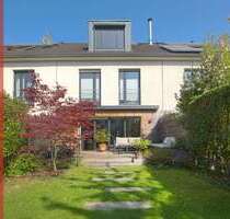 Haus zum Mieten in Düsseldorf 2.800,00 € 148 m²