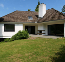 Haus zum Kaufen in Quickborn 649.000,00 € 251.23 m²