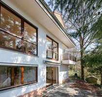 Haus zum Kaufen in Eppstein 844.000,00 € 240 m²