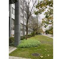 Büro in München 869,00 € 29 m² - 869,00 EUR Kaltmiete, ca.  29,00 m² in München (PLZ: 81929)