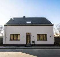 Haus zum Kaufen in Oberhausen 569.000,00 € 169.98 m²
