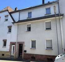 Haus zum Kaufen in Pirmasens 132.000,00 € 186 m²