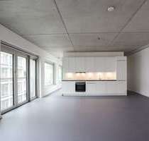 Wohnung zum Mieten in Berlin 2.060,00 € 87.49 m²