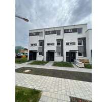 Haus zum Mieten in Augsburg 1.700,00 € 120.13 m²