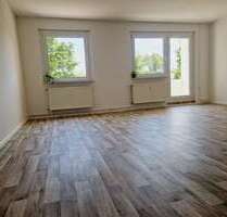 Wohnung zum Mieten in Glauchau 383,00 € 67.17 m²
