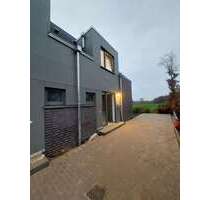 Haus zum Mieten in Prisdorf 2.600,00 € 116.29 m²