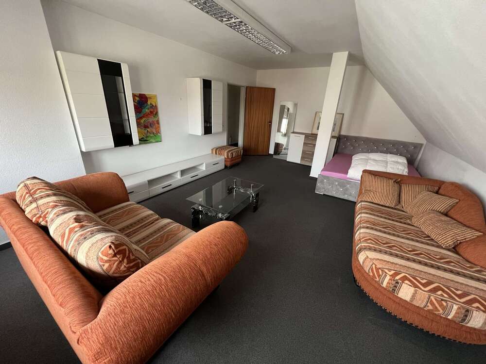 Wohnung zum Mieten in Eschborn, Main-Taunus-Kreis 1.000,00 € 90 m²