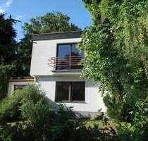 Haus zum Kaufen in Berlin-Kladow 700.000,00 € 179 m²