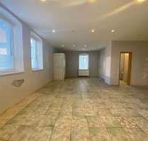 Halle in Frankfurt am Main 780,00 € 74.22 m²