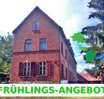Haus zum Kaufen in Teuchern 135.000,00 € 520 m²