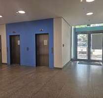 Büro in Leonberg 3.181,50 € 254.5 m²