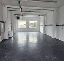 Halle in Haag 600,00 € 136.82 m²