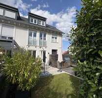 Haus zum Mieten in Bad Soden am Taunus 3.900,00 € 183 m²