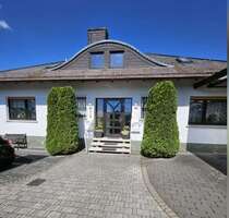 Haus zum Kaufen in Lollar 740.000,00 € 335.63 m²