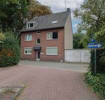 Haus zum Kaufen in Emmerich am Rhein 315.000,00 € 242 m²