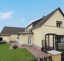Haus zum Kaufen in Wiedemar 225.000,00 € 120.17 m²