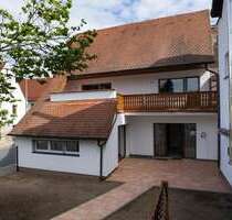 Haus zum Kaufen in Zirndorf 657.000,00 € 224 m²