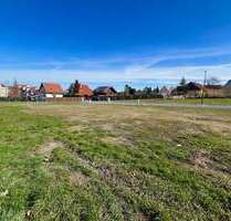 Grundstück zu verkaufen in Pirna 148.000,00 € 340 m²