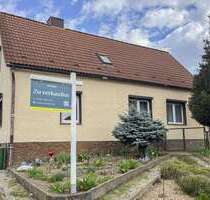 Haus zum Kaufen in Farnstädt 85.000,00 € 109 m²