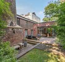 Haus zum Kaufen in Düsseldorf 2.950.000,00 € 424 m²