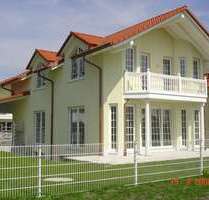 Haus zum Mieten in Eichenried 3.860,00 € 251.81 m²