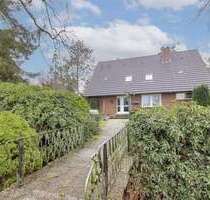 Haus zum Kaufen in Westerstede 330.000,00 € 250.01 m²