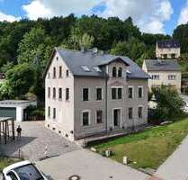 Haus zum Kaufen in Burkhardtsdorf 199.000,00 € 259 m²