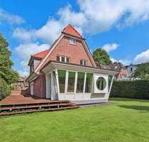Haus zum Kaufen in Hamburg 1.950.000,00 € 215 m²