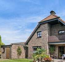 Haus zum Kaufen in Moers 184.000,00 € 120.53 m²