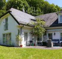 Haus zum Kaufen in Densborn 660.000,00 € 187.34 m²